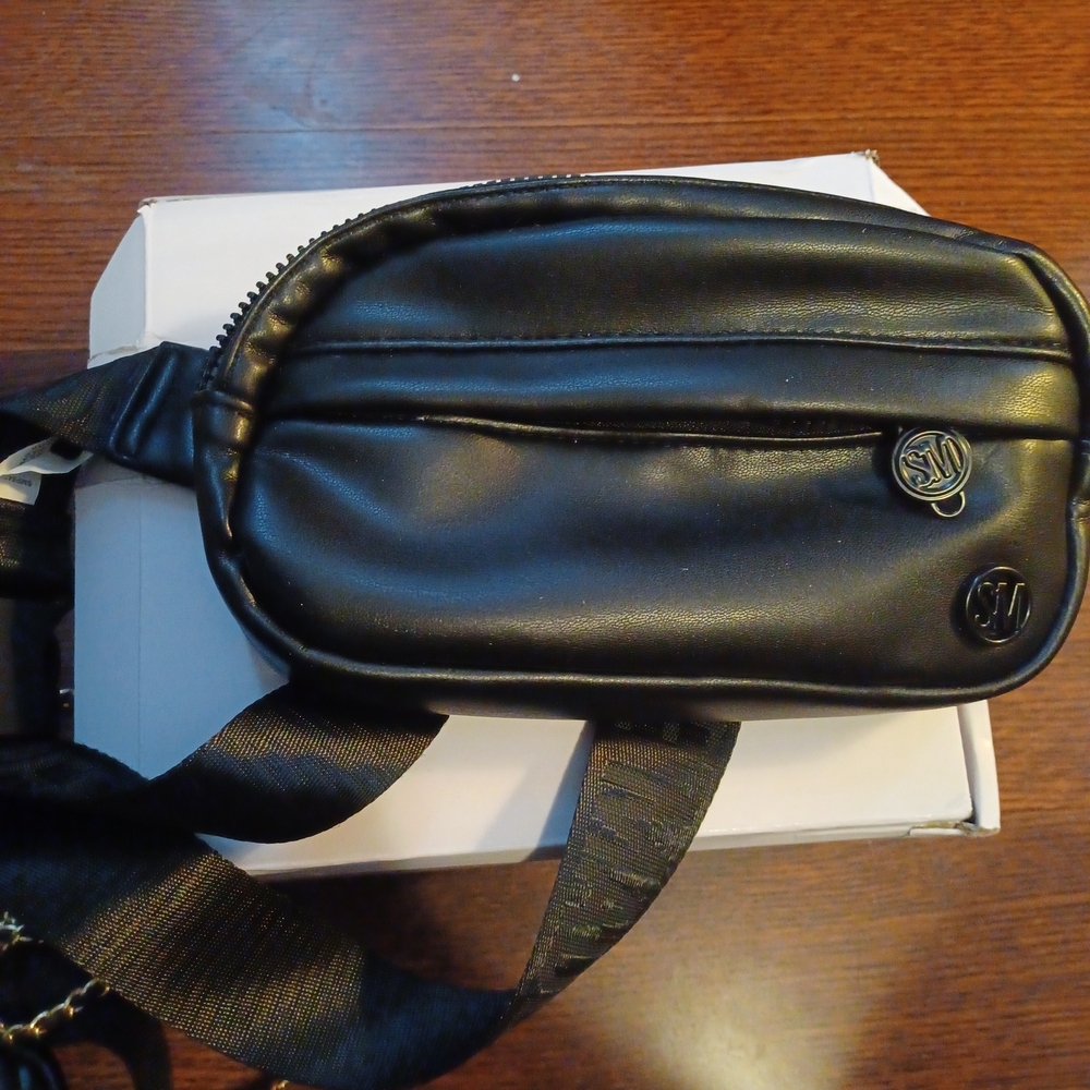 Stylish Black Leather Fanny Pack